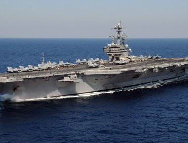 Αεροπλανοφόρο των ΗΠΑ κατευθύνεται προς τη χερσόνησο της Κορέας